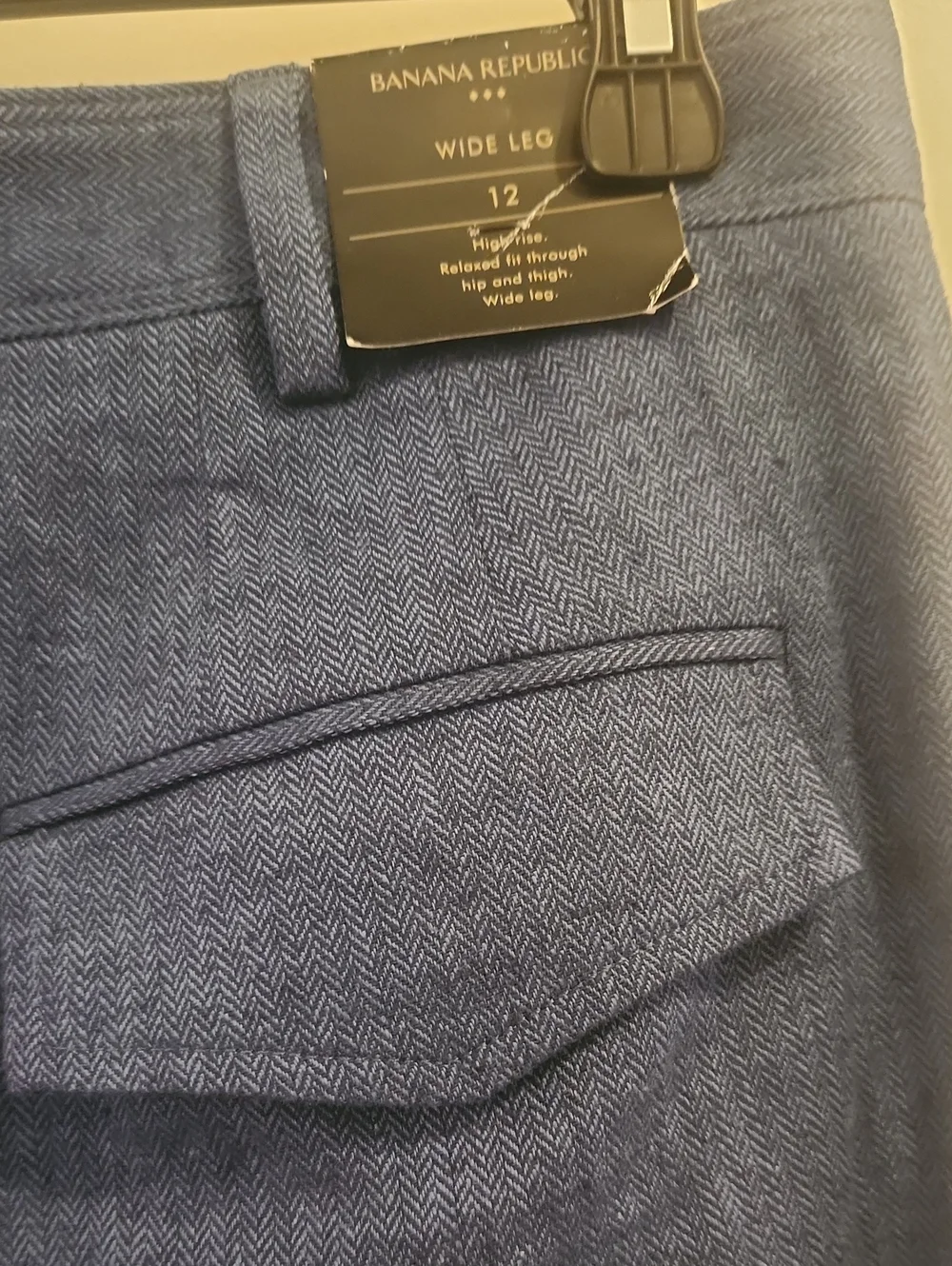Banana Republic Wide-Leg Linen Blend Pants in Navy